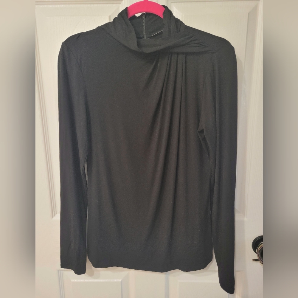 Women's Elie Tahari long sleeve top, black, size Medium